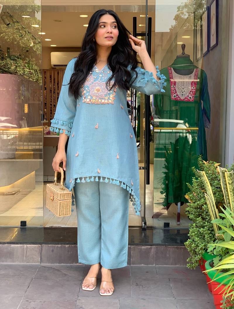Floral embroidered pure cotton v neck co-ord set