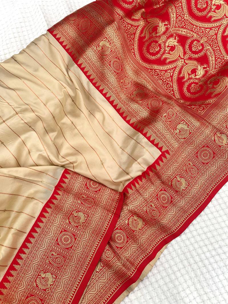 white color rich contrast weaving pallu and border kanchi weaving buttis on border silk blend saree