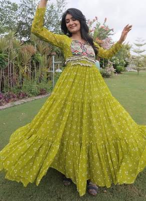 Olive georgette readymade navratri anarkali with bandhani & kutchi patchework 3