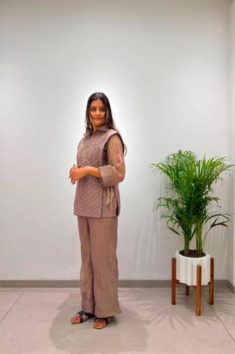 Mauve silk blend embroidered co-ord set