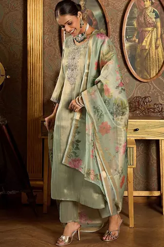 Ethnic Motifs Embroidered Zari Liva Kurta With Trousers & Dupatta