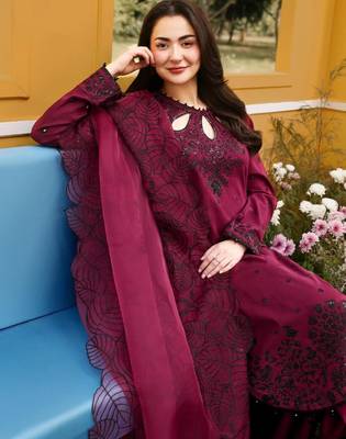 Magenta rayon embroidered palazzo set 3