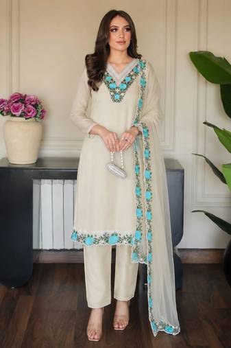 Off-white organza embroidered kurta set