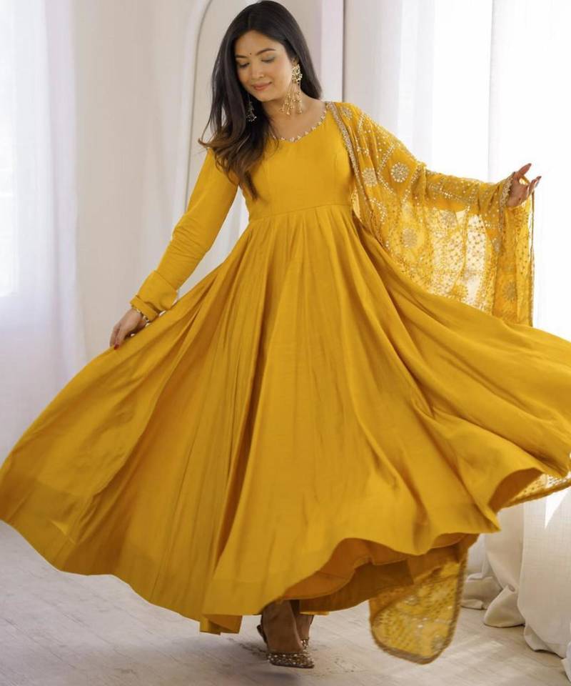 Yellow chanderi embroidered anarkali set