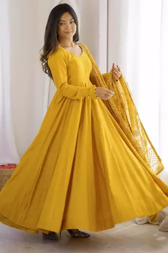 Yellow chanderi embroidered anarkali set