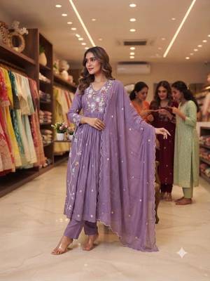 Lavender chanderi embroidered anarkali set 4
