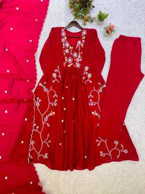 Red chanderi embroidered anarkali set 2