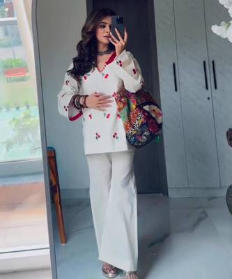 White cotton poly embroidered palazzo set 3
