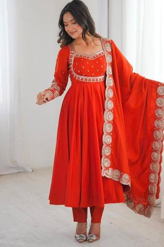 Red silk blend embroidered anarkali set