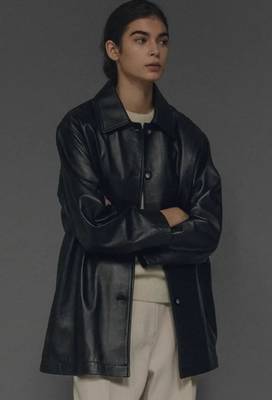 Women’s classic mid-length belted leather black trench-style coat 3