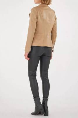 Women’s beige lambskin leather biker jacket straight zipper detail 2