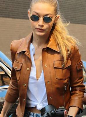Women’s tailored mid-length leather coat brown button style 2