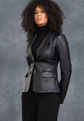 Women’s  black tailored short trench style leather coat 3