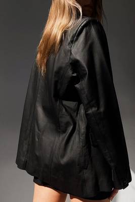 Women’s  black tailored trench style leather coat 2
