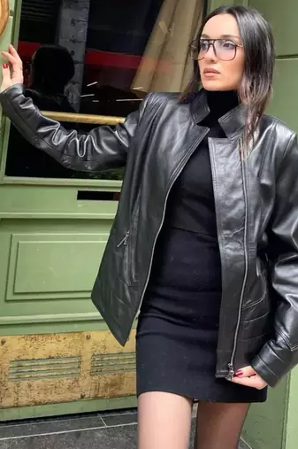 Women’s  black tailored trench style zipper leather coat