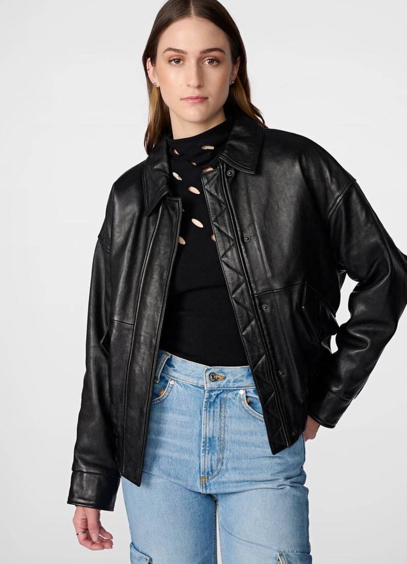 Women’s black bomber lambskin leather jacket -furry color
