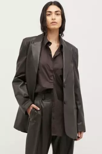 Women’s black leather trench coat full sleeve coat