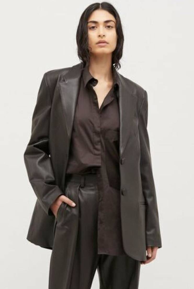 Women’s black leather trench coat full sleeve coat
