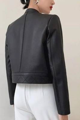 Women’s modern utility-style cropped leather jacket matte black 3