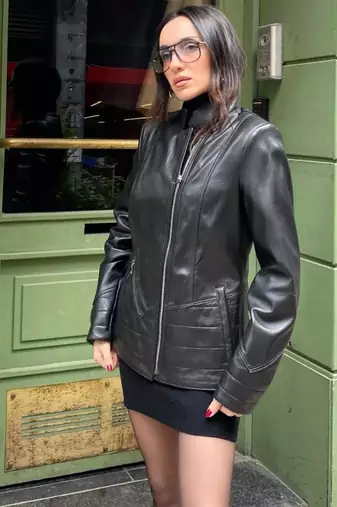 Women’s black lambskin leather jacket-plain zipper stylish black