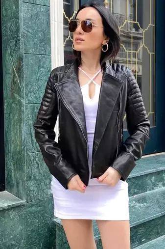 Women’s black lambskin leather jacket-quilted shoulder zipper jacket