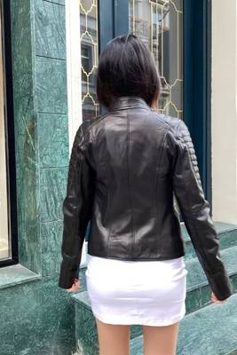 Women’s black lambskin leather jacket-quilted shoulder zipper jacket 4