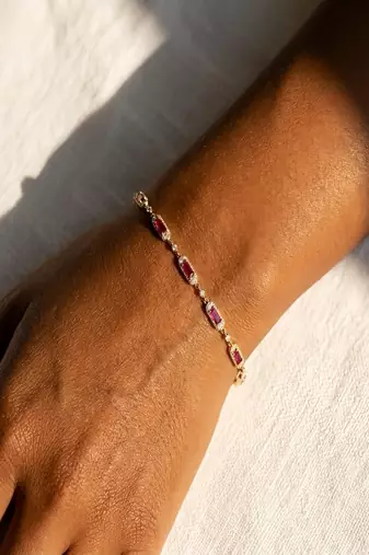 Elegant 925 Sterling Silver Bracelet with Ruby Red Stones and Sparkling Accents for Women