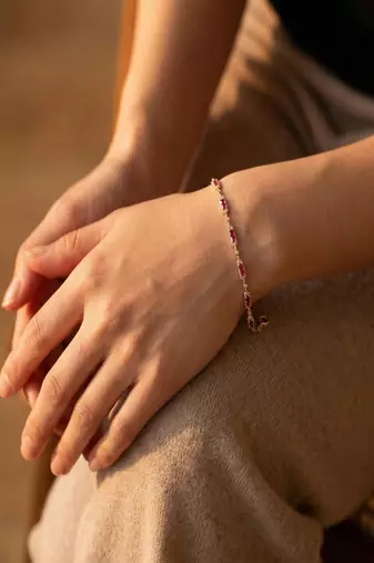 Elegant 925 Sterling Silver Bracelet with Ruby Red Stones and Sparkling Accents for Women