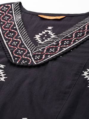 Ethnic Motifs Printed Thread Work Pure Cotton Kurta With Trousers & Dupatta 2