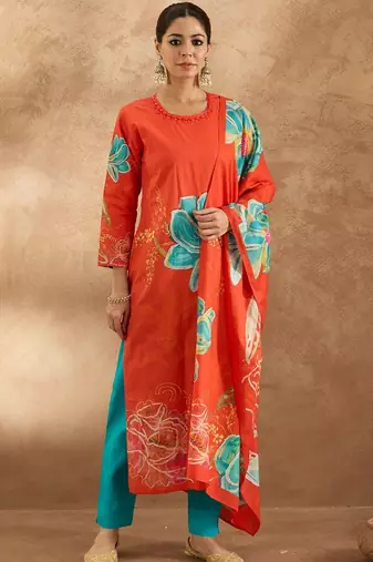 Women Floral Printed Regular Pure Cotton Kurta with Trousers & Dupatta