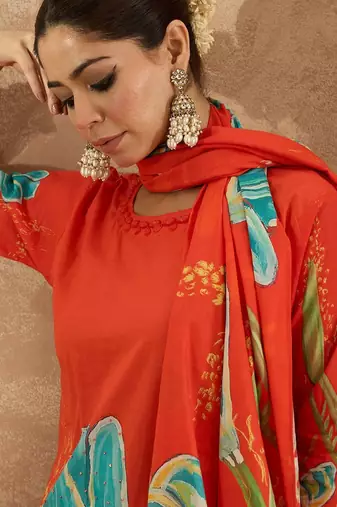 Women Floral Printed Regular Pure Cotton Kurta with Trousers & Dupatta