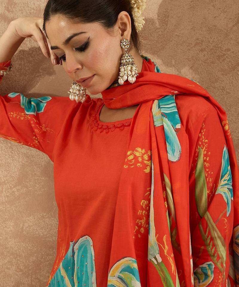 Women Floral Printed Regular Pure Cotton Kurta with Trousers & Dupatta