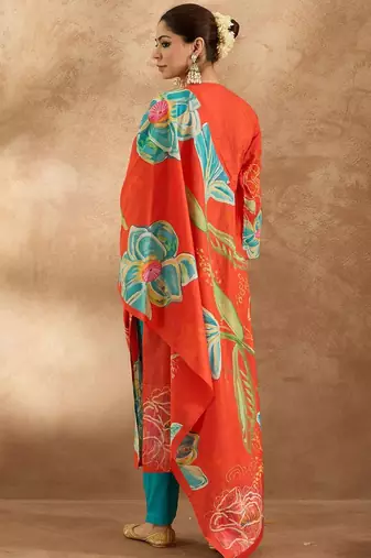 Women Floral Printed Regular Pure Cotton Kurta with Trousers & Dupatta
