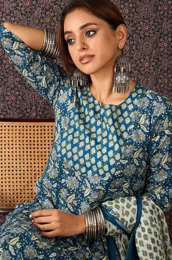 Women Ethnic Motifs Printed Regular Sequinned Pure Cotton Kurta with Trousers & With Dupatta