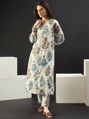 Women Floral Printed Regular Pure Cotton Kurta with Trousers 2