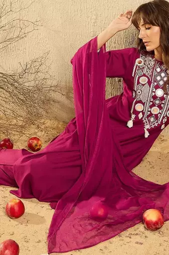 Women Ethnic Motifs Embroidered Regular Mirror Work Kurta with Trousers & With Dupatta