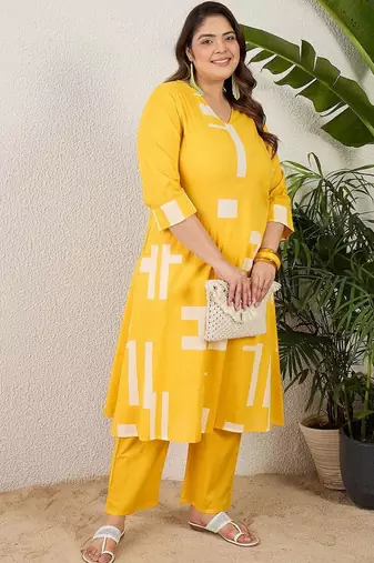 Plus Size Yellow Printed A-Line Kurta Trousers Set