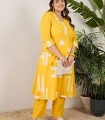 Plus Size Yellow Printed A-Line Kurta Trousers Set