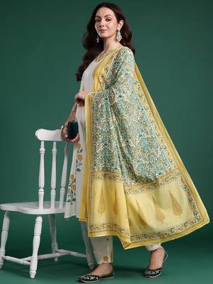 Floral Printed Regular Pure Cotton Kurta with Trousers & With Dupatta 1