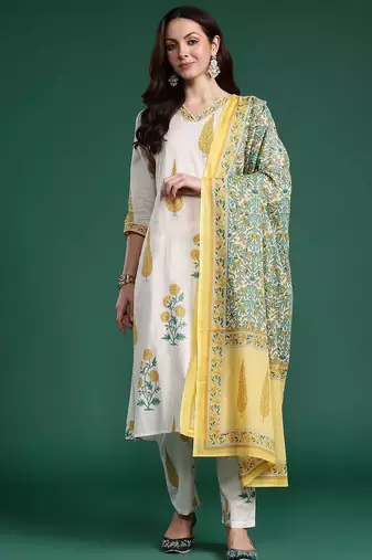 Floral Printed Regular Pure Cotton Kurta with Trousers & With Dupatta