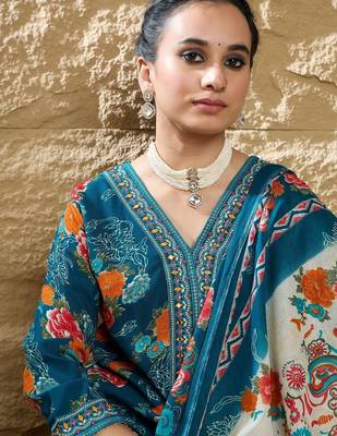 Floral Printed Mirror Work V-Neck Straight Kurta With Trousers And Dupatta 3