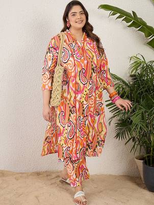 Plus Size Paisley Printed Panelled Pure Cotton Kurta with Trousers 5