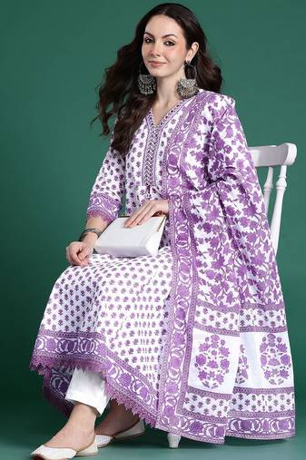 Floral Printed Pure Cotton Kurta with Trousers & Dupatta