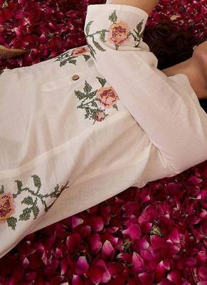 Women Floral Embroidered Regular Thread Work Pure Cotton Kurta with Trousers 7