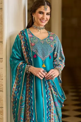 Ethnic Motifs Embroidered V-Neck Thread Work Kurta With Trousers & Dupatta