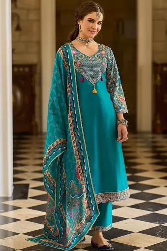 Ethnic Motifs Embroidered V-Neck Thread Work Kurta With Trousers & Dupatta
