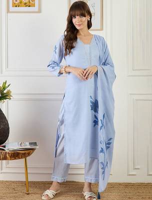 Women Floral Printed Linen Kurta with Trousers & Dupatta 1