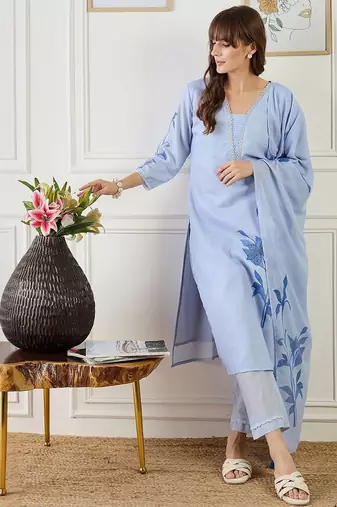 Women Floral Printed Linen Kurta with Trousers & Dupatta