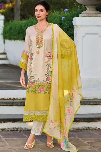 Women Floral Printed Regular Thread Work Kurta with Trousers & With Dupatta