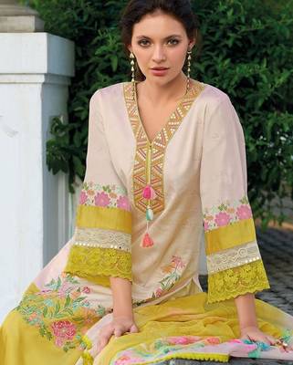 Women Floral Printed Regular Thread Work Kurta with Trousers & With Dupatta 5